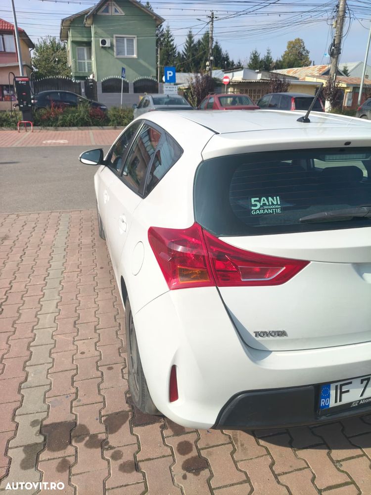 Toyota Auris - 9