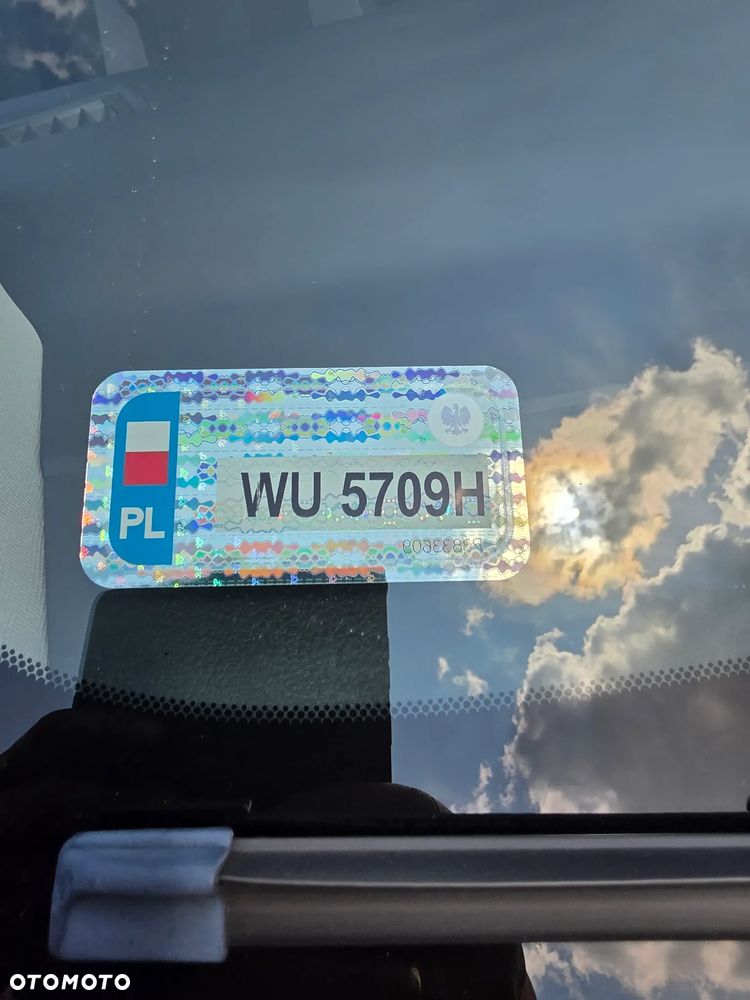 Toyota Auris Hybrid 135 Premium - 15