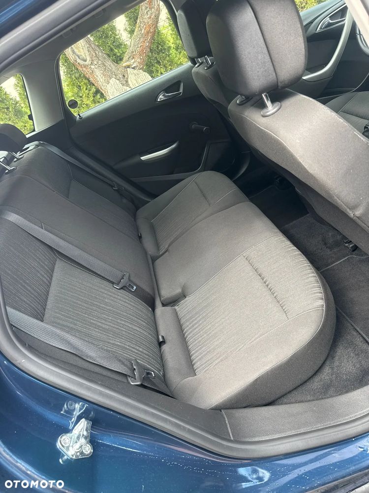 Opel Astra - 27