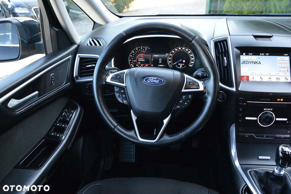 Ford S-Max - 22