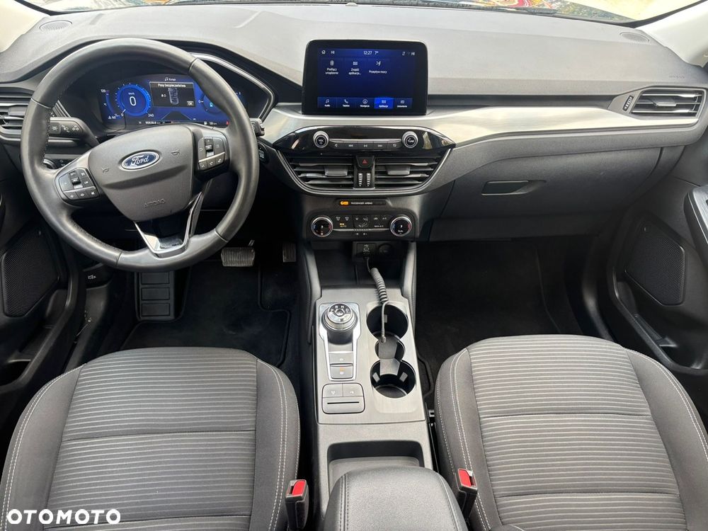 Ford Kuga 2.5 Duratec FHEV 4x4 TITANIUM - 17