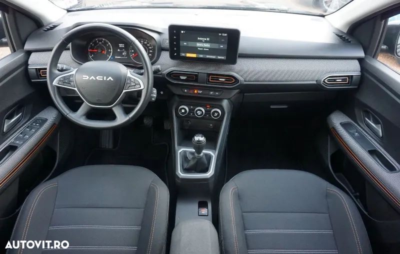 Dacia Sandero - 5