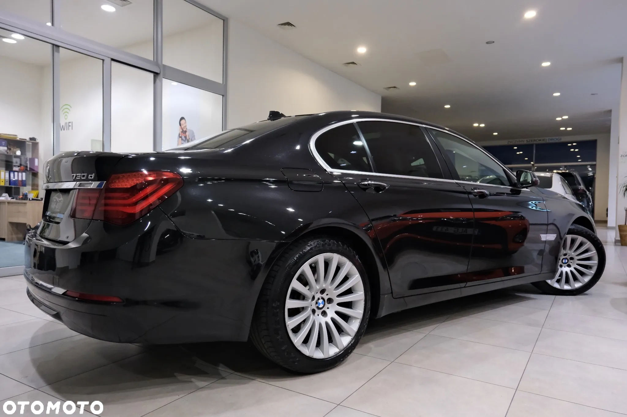 BMW Seria 7 730d xDrive - 15