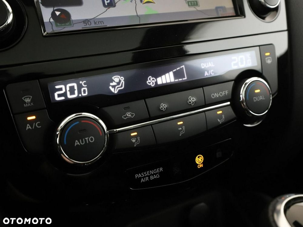 Nissan Qashqai 1.6 DCi N-Connecta Xtronic - 27