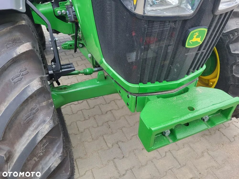 John Deere 5115M - 4