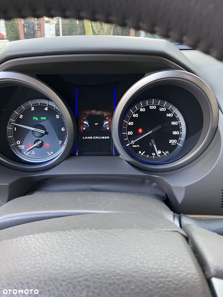 Toyota Land Cruiser LC 4.0 V6 Invincible - 7