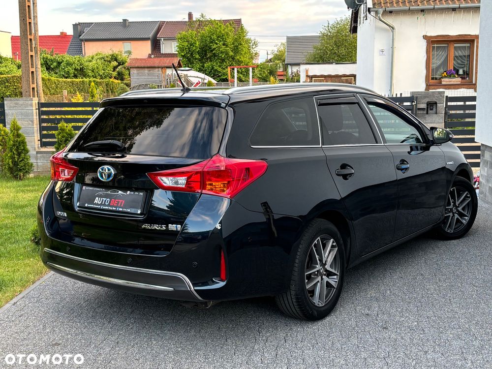 Toyota Auris 1.8 HSD Prestige NAVI - 6