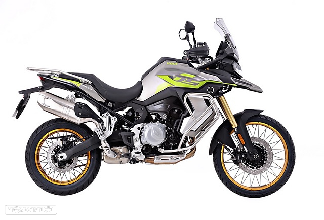 Voge 900DSX - 6