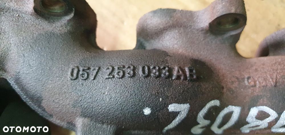 Kolektor wydechowy lewy Audi A8 D3 4.2 TDI 057253033AB - 5