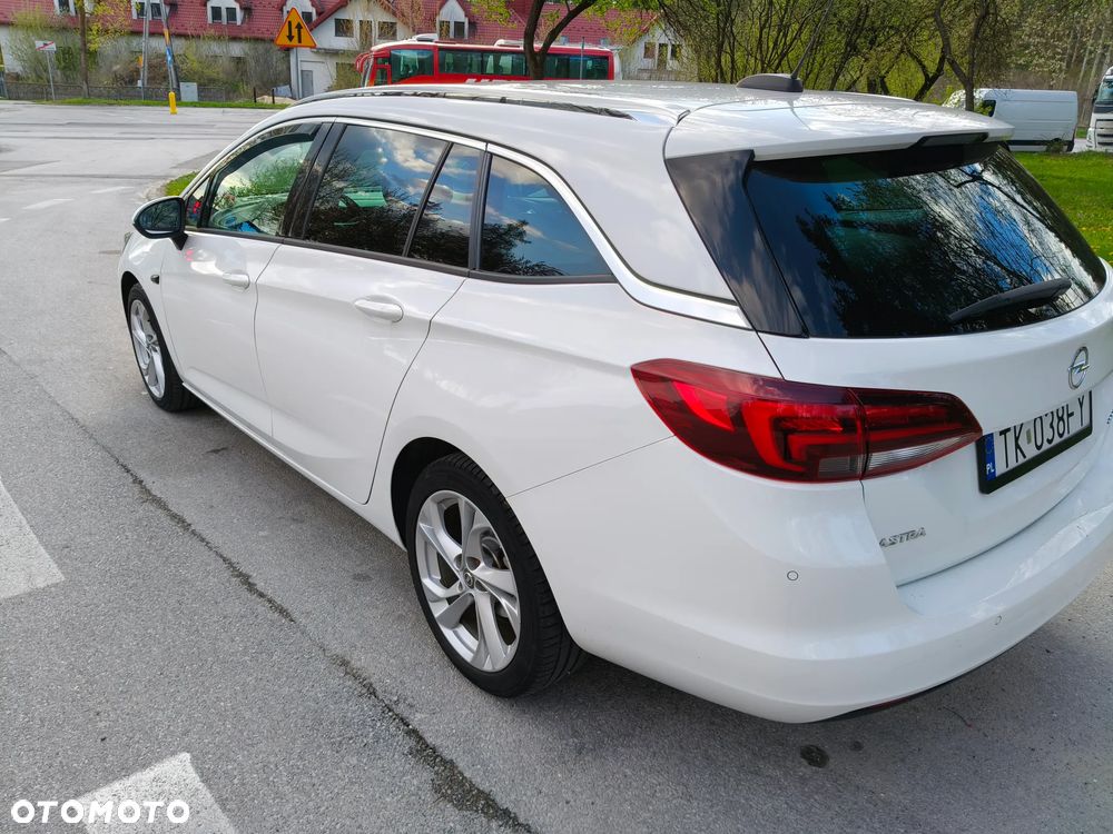 Opel Astra 1.6 CDTI Sport - 3