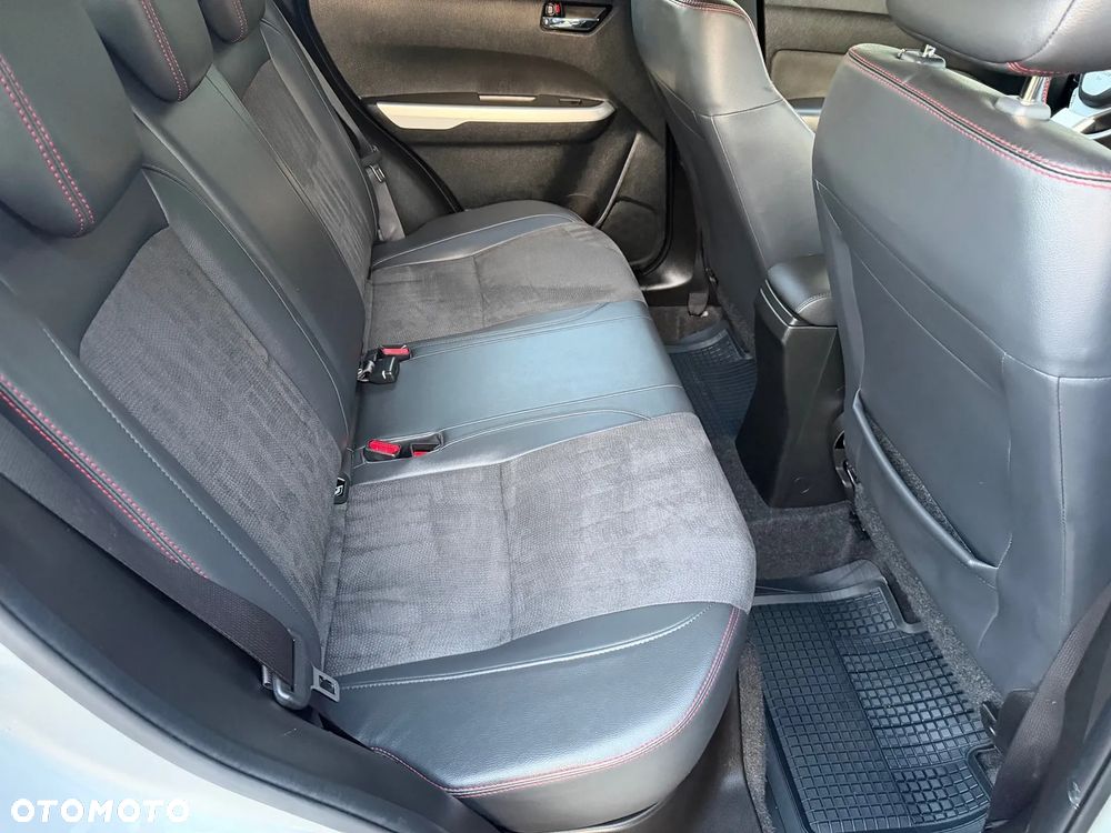 Suzuki Vitara 1.4 Boosterjet Premium 2WD - 35