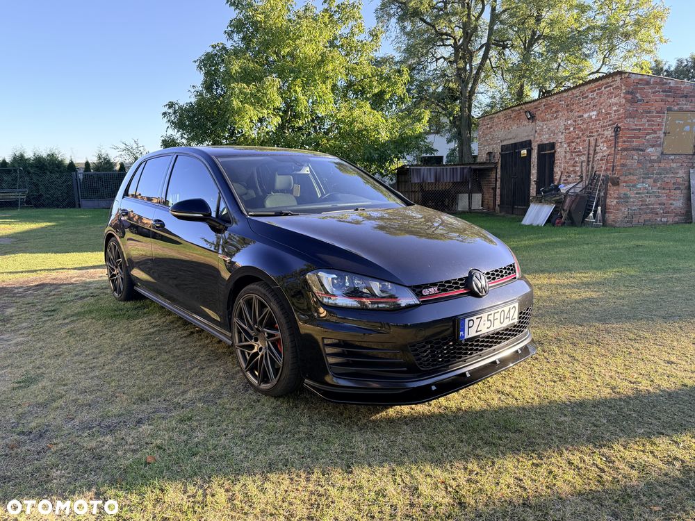 Volkswagen Golf 2013 photo 2
