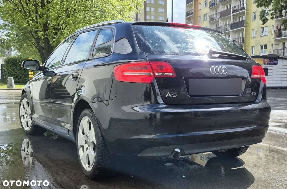 Audi A3 Sportback - 4