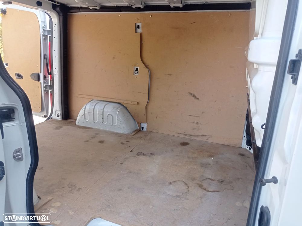 Renault TRAFIC-DEDUZ IVA-3 LUGARES - 17