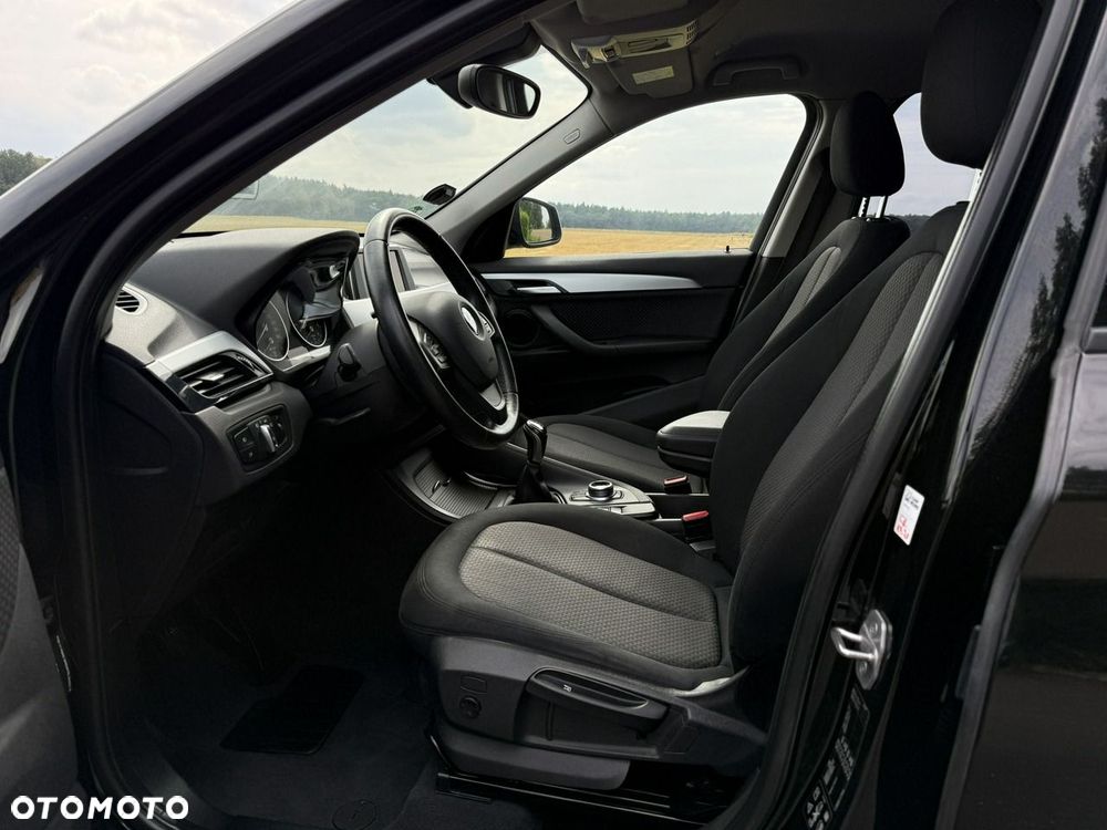 BMW X1 xDrive18d Advantage - 35