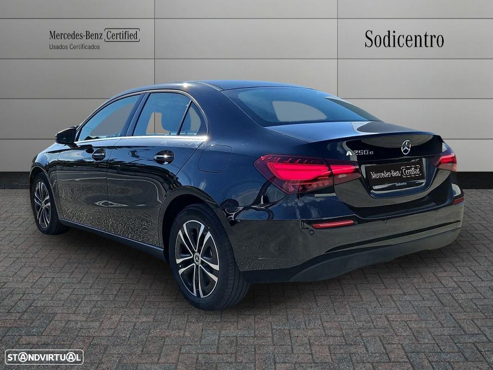 Mercedes-Benz A 250 - 7