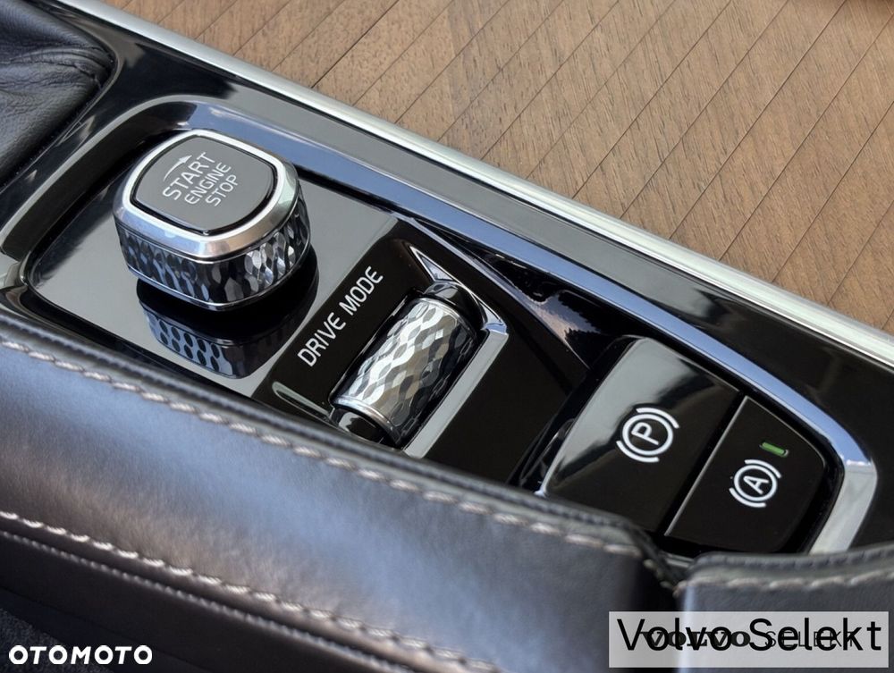 Volvo S90 - 13