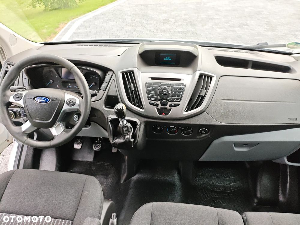 Ford Transit - 30