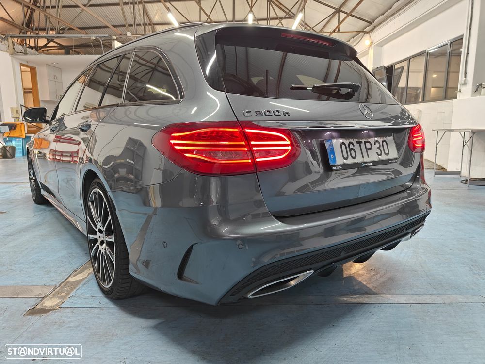 Mercedes-Benz C 300 h AMG Line - 3