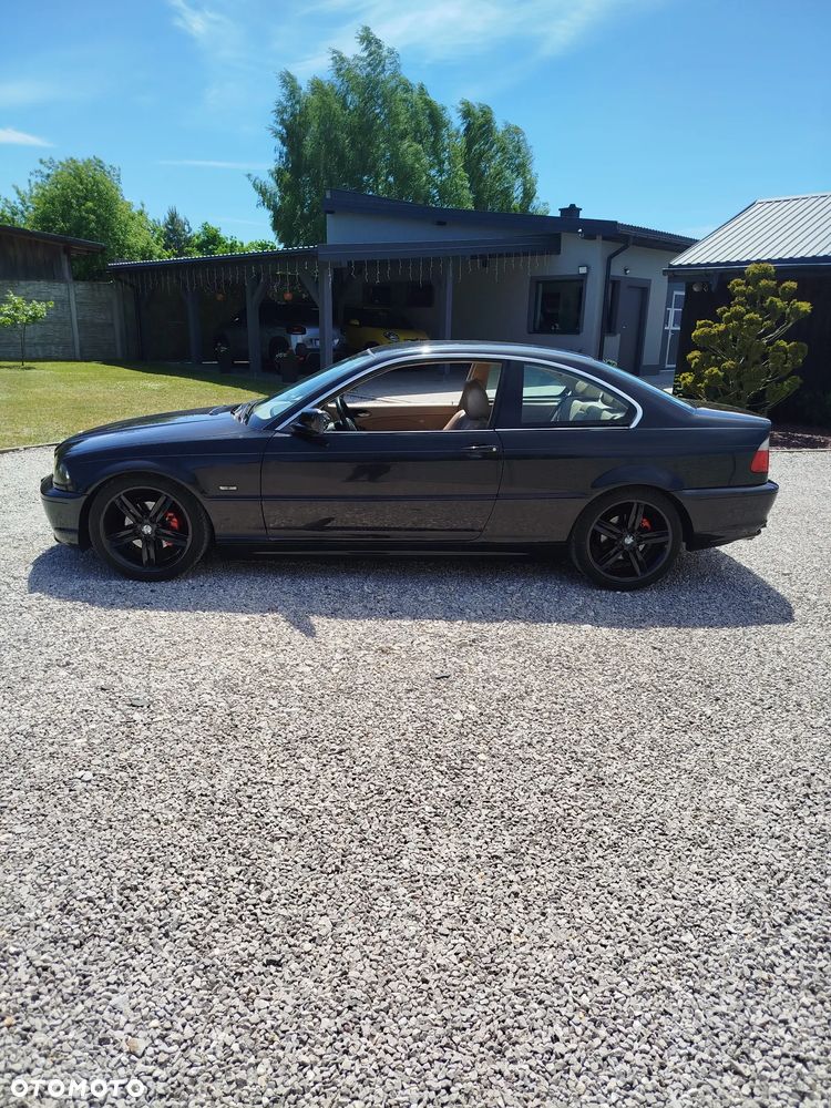 BMW Seria 3 320i - 4