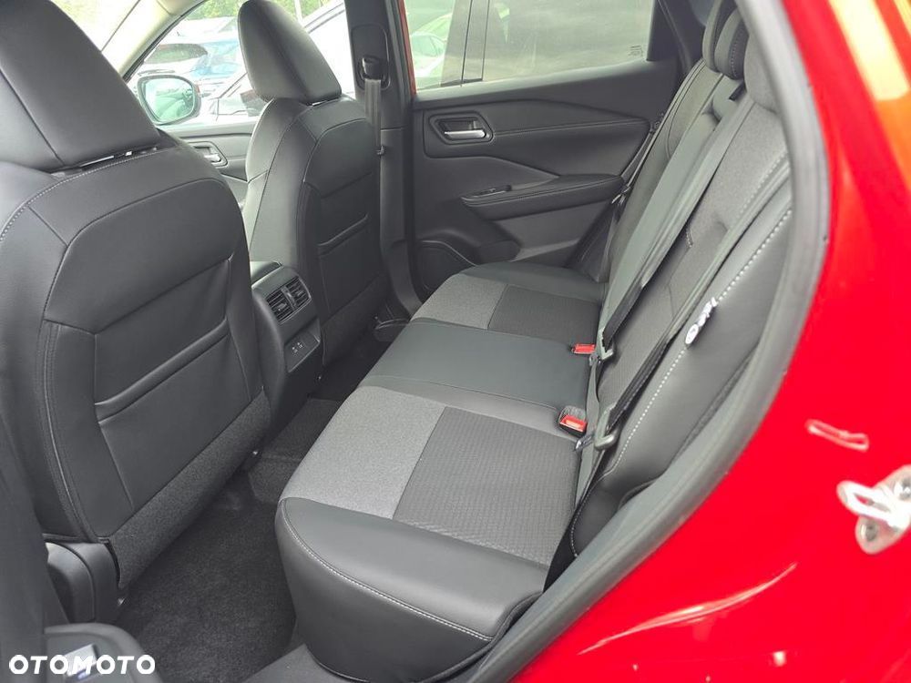 Nissan Qashqai 1.3 DIG-T MHEV Xtronic N-Connecta - 8