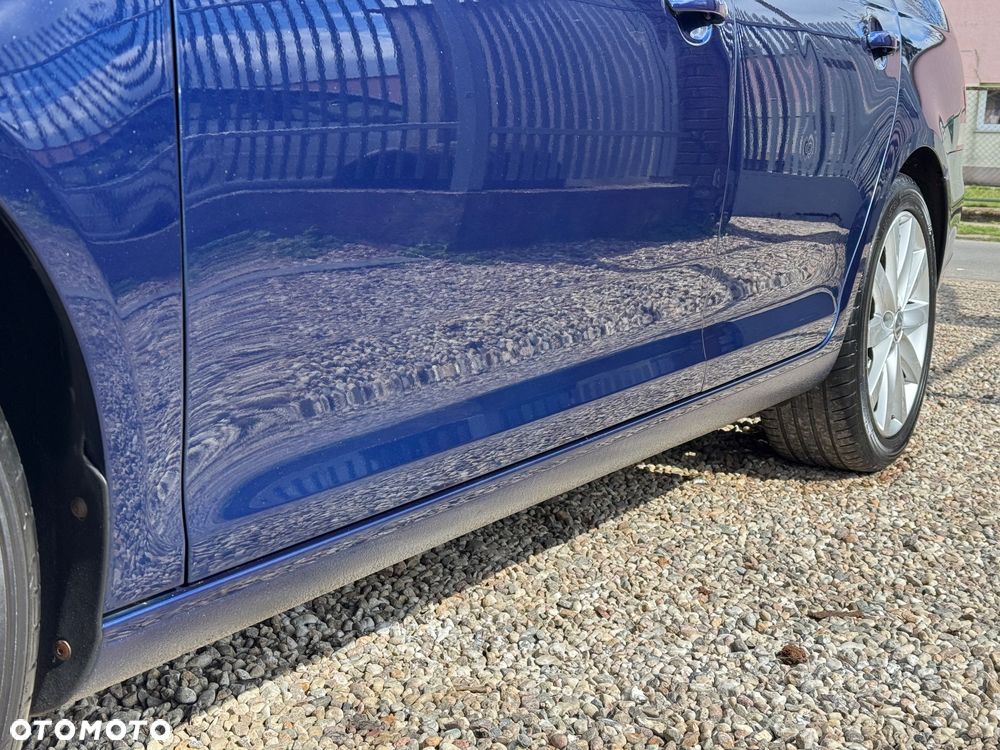 Volkswagen Golf - 10