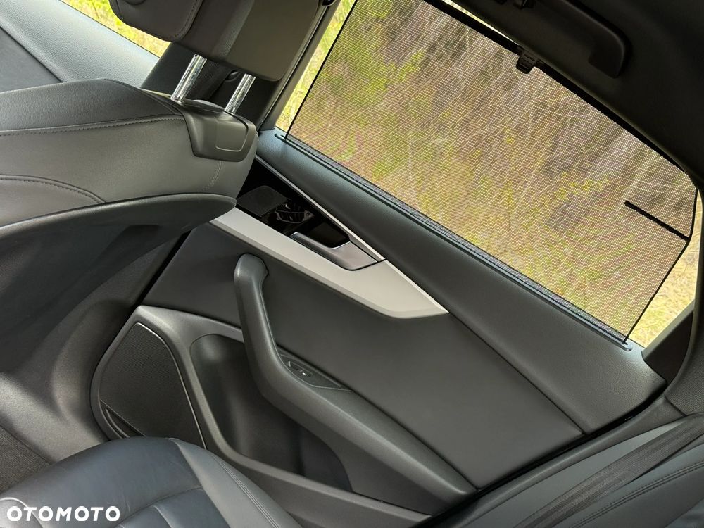 Audi A4 Limousine 40 TDI S tronic S line - 27