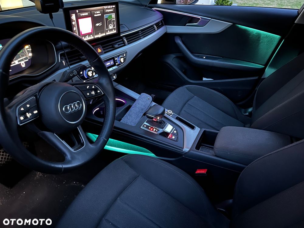 Audi A4 Limousine 35 TFSI mHEV S tronic - 2