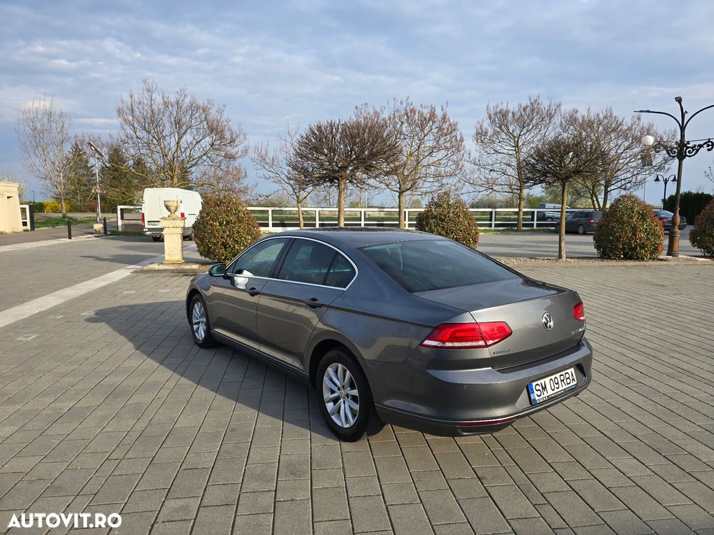 Volkswagen Passat 2.0 TDI DSG Comfortline - 3