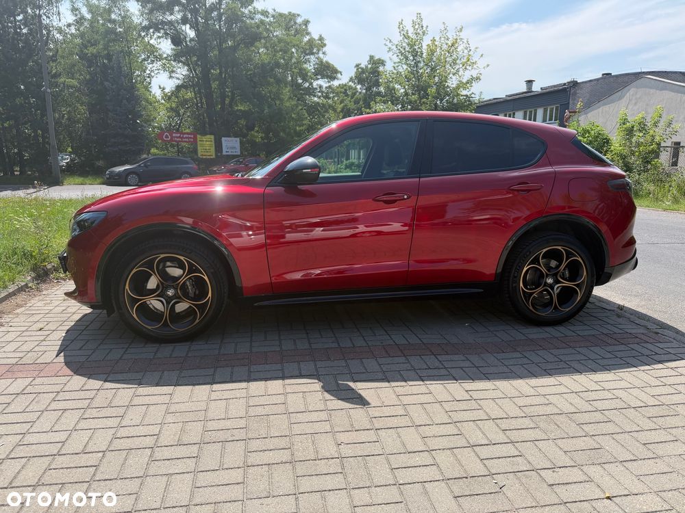 Alfa Romeo Stelvio 2.0 Turbo Intensa Q4 - 24