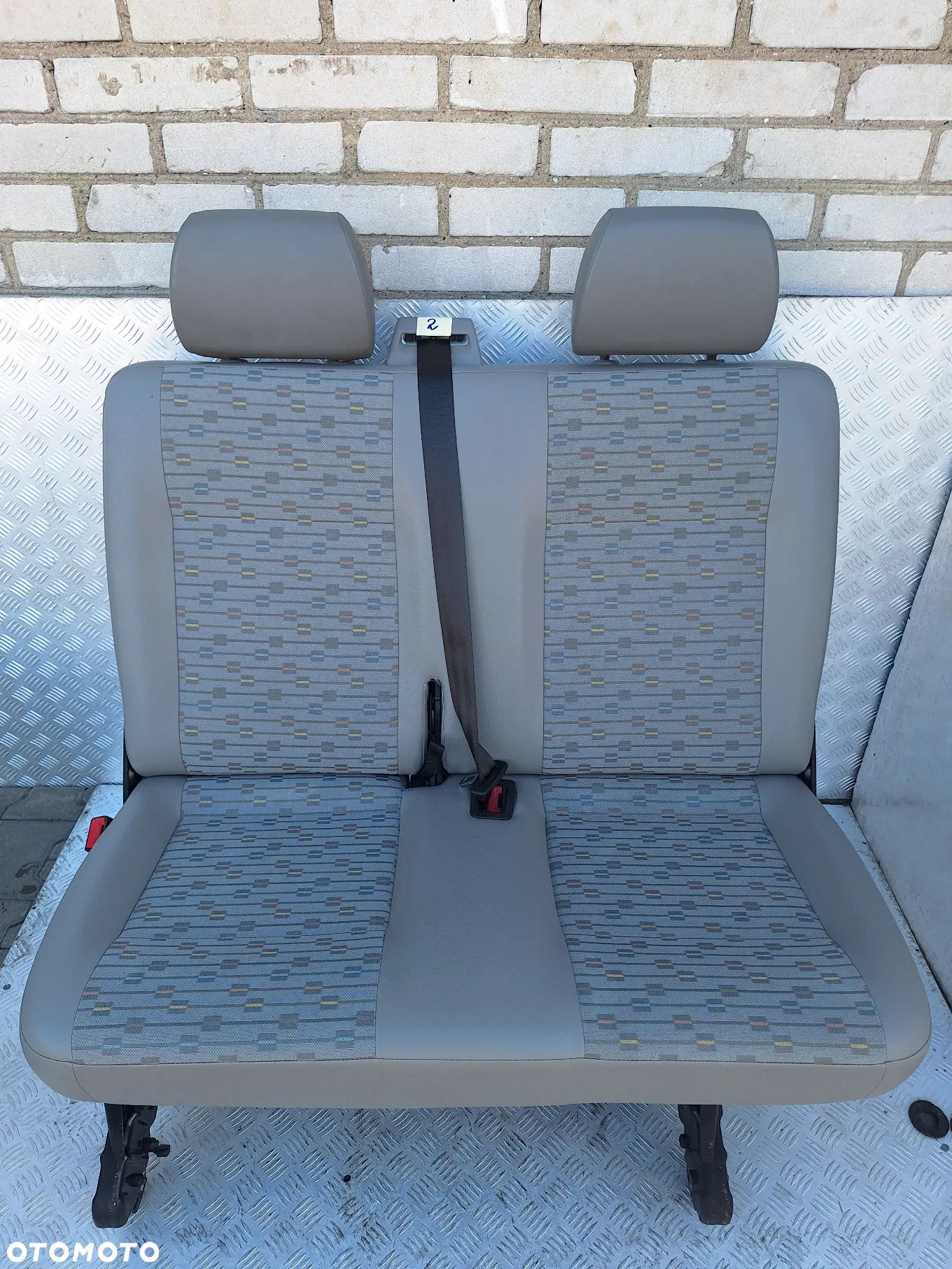 FOTEL KANAPA DWÓJKA 2 RZĄD SKŁADANY - VW TRANSPORTER T5 CARAVELLE - 1