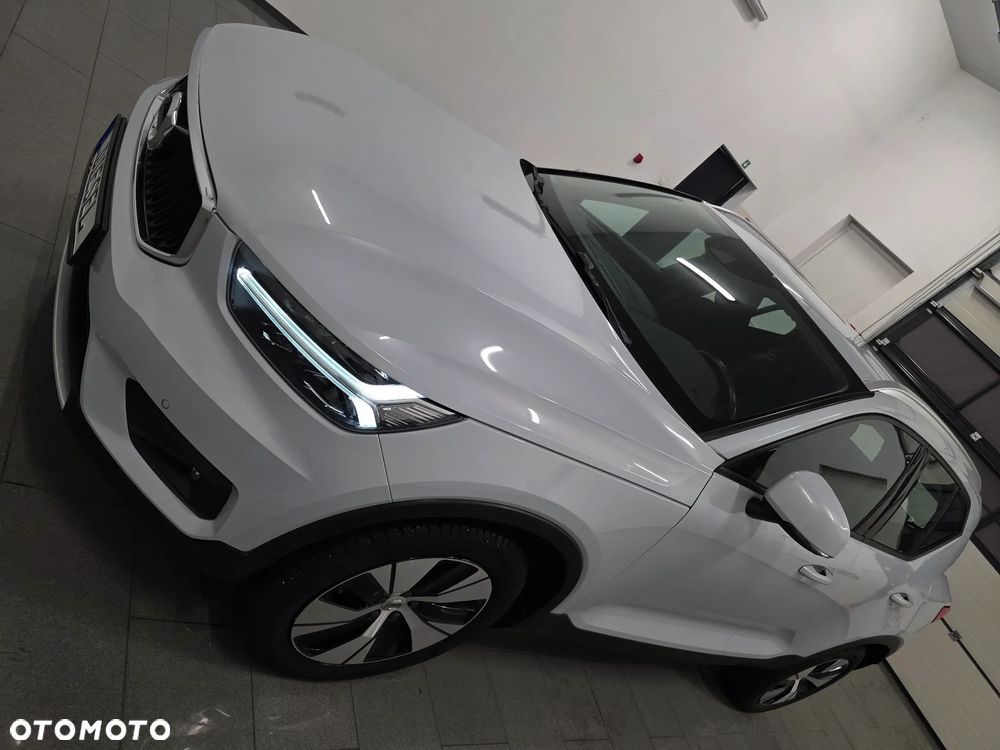 Volvo XC 40 D3 SCR R-Design - 4