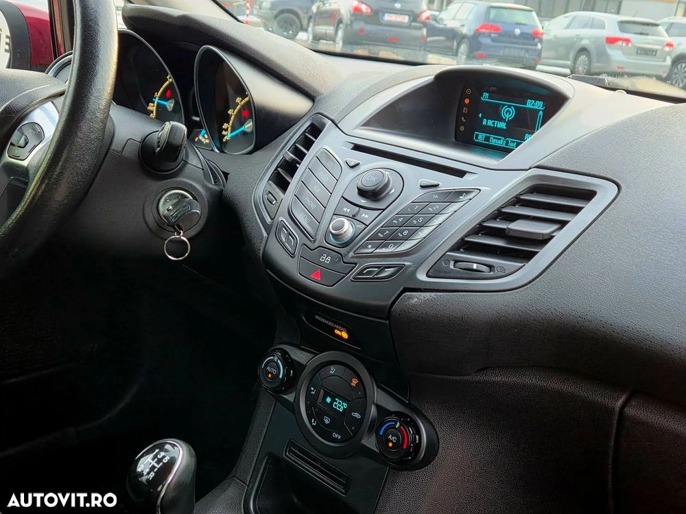 Ford Fiesta 1.5 TDCi Ambiente - 7