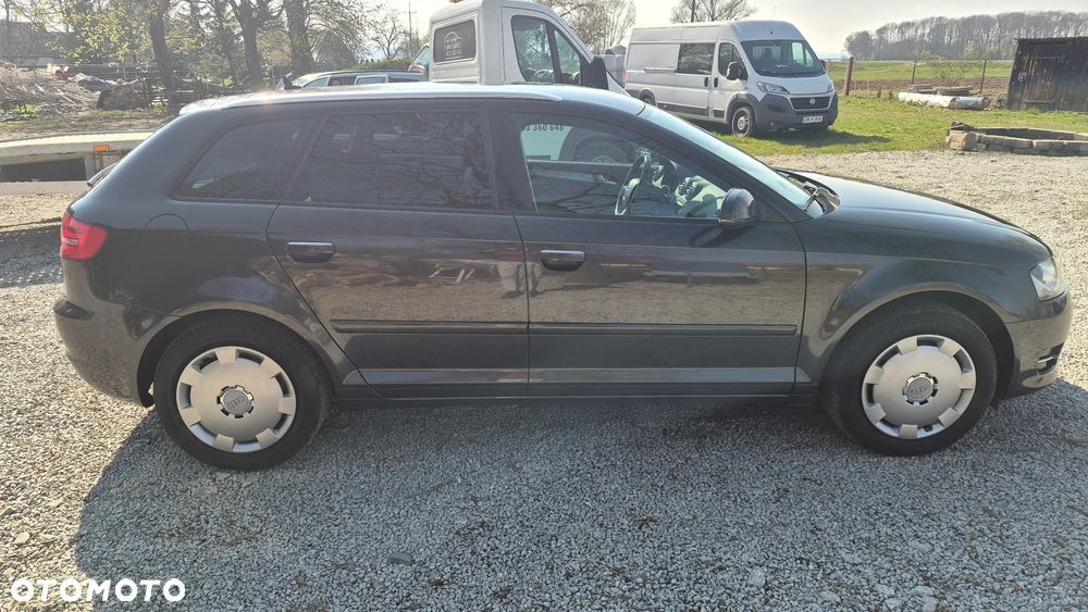 Audi A3 Sportback 1.2 TFSI Ambiente - 4