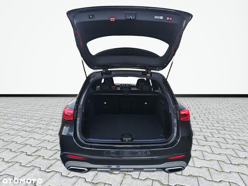 Mercedes-Benz GLC - 17