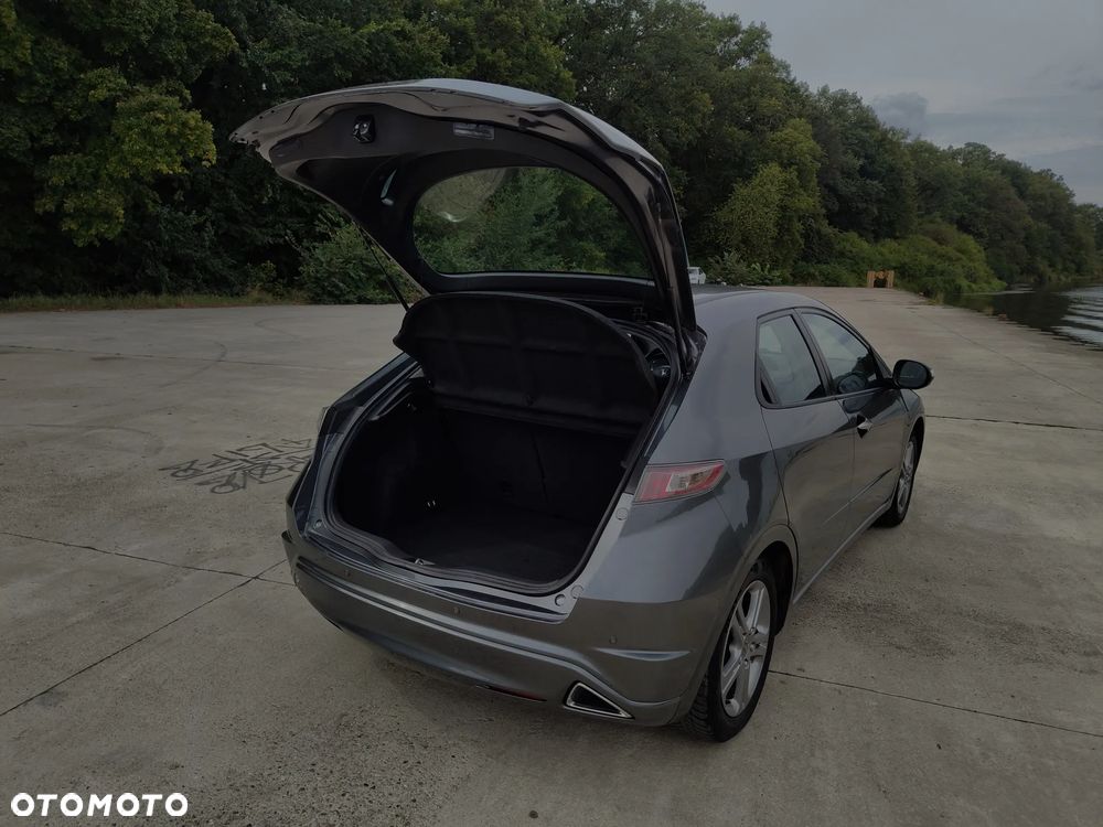 Honda Civic 1.4 i-VTEC Sport 40 Jahre Edition - 9
