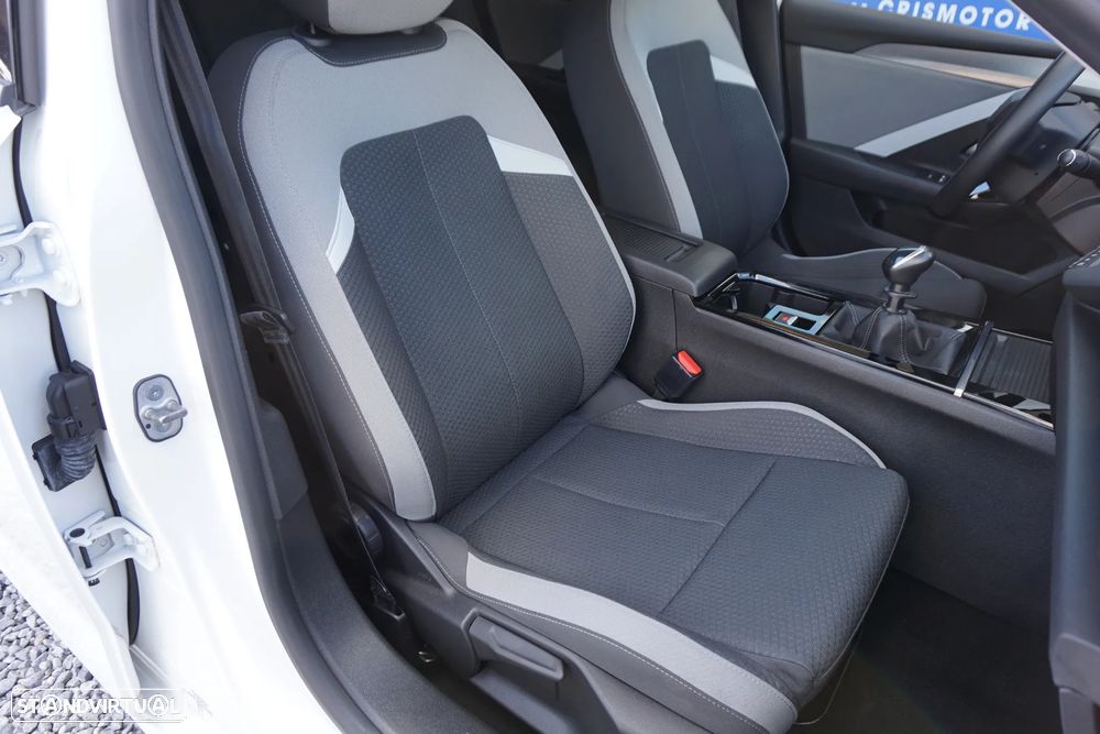 Opel Astra 1.5 D Business - 21