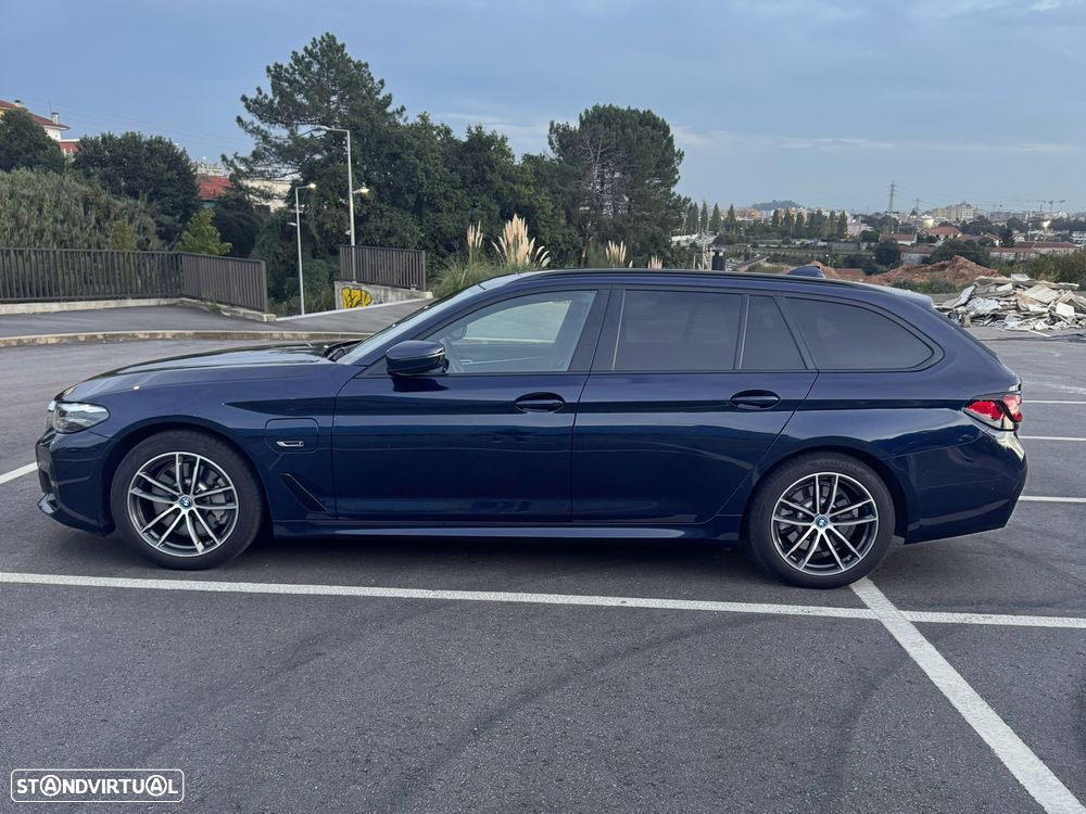 BMW 530 e Pack Desportivo M - 2