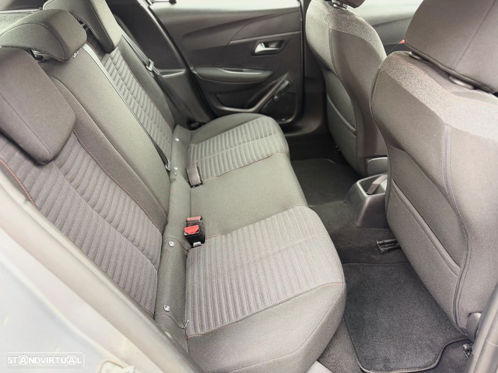 Peugeot 208 1.2 PureTech Active Pack - 13