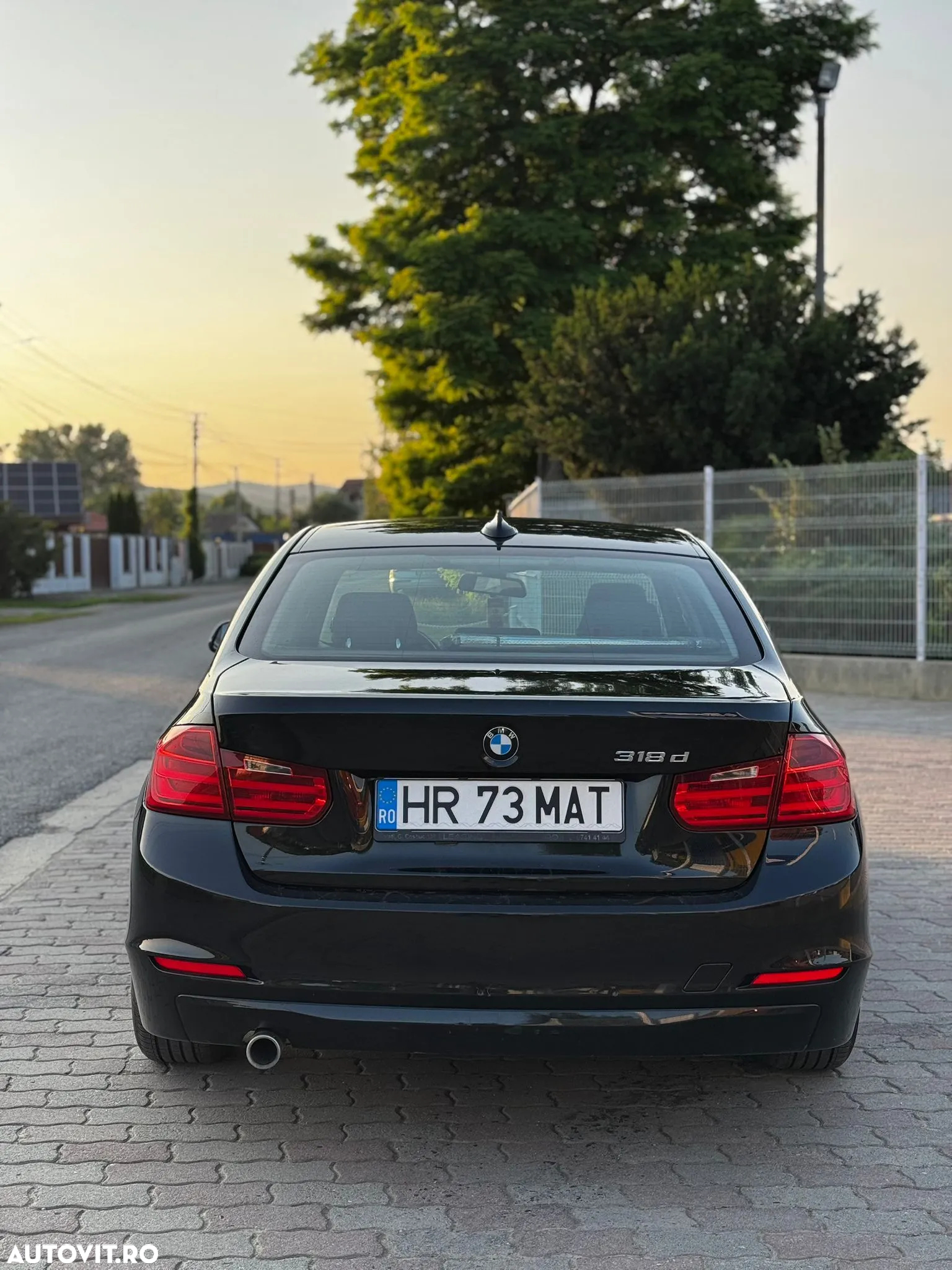 BMW Seria 3 318d - 3