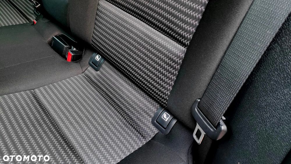 Kia Ceed 1.5 T-GDI M - 19