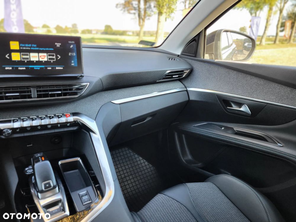 Peugeot 3008 1.2 PureTech Allure S&S EAT8 - 12