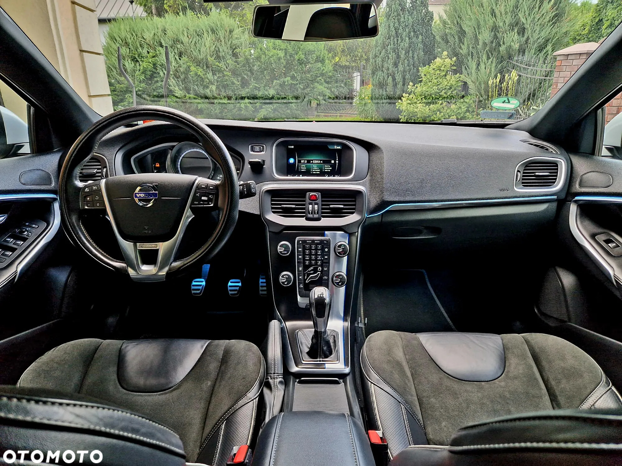 Volvo V40 D2 Drive-E R-Design Kinetic - 25