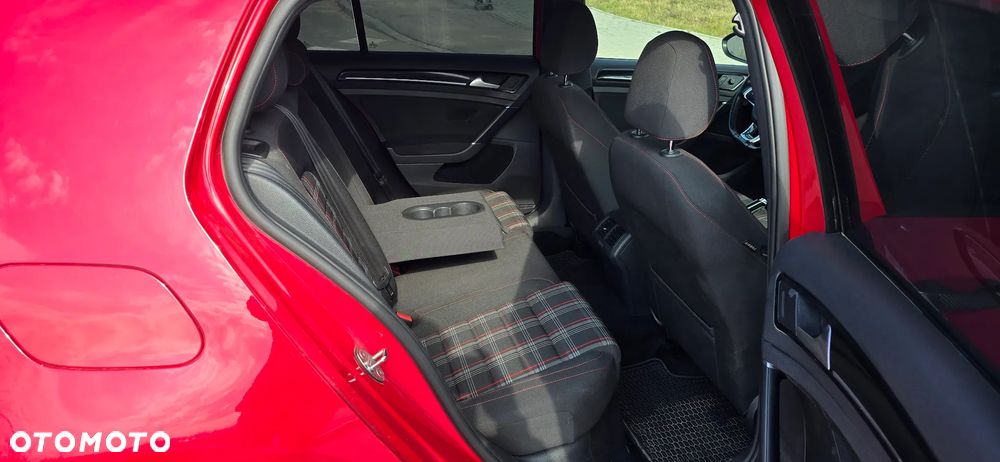 Volkswagen Golf GTI (BlueMotion Technology) DSG - 18