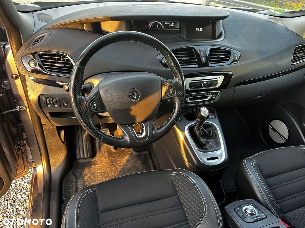Renault Scenic ENERGY dCi 130 BOSE EDITION - 11