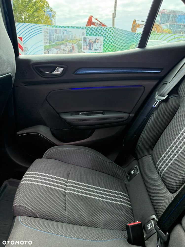 Renault Megane 1.6 TCe GT EDC - 24
