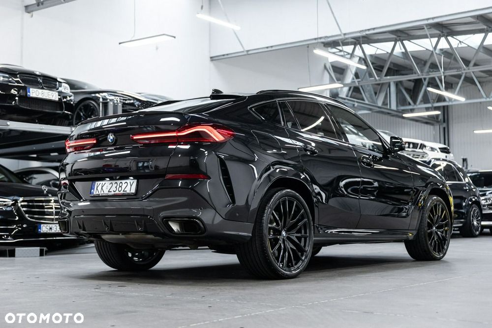 BMW X6 - 10