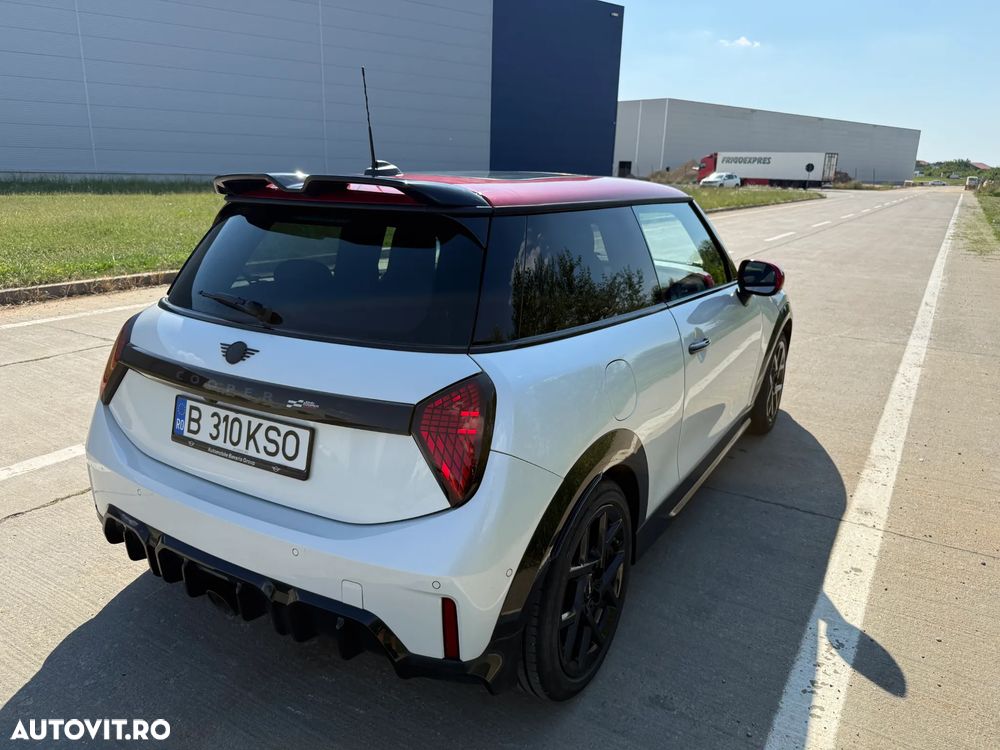 Mini John Cooper Works AT - 5