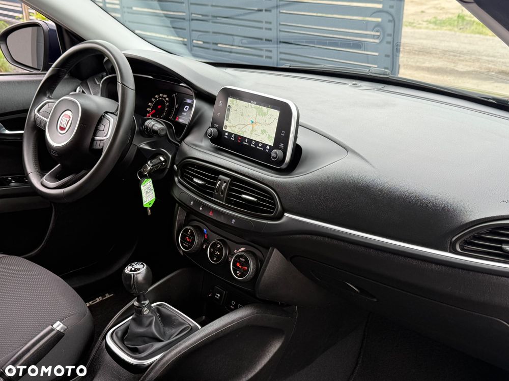 Fiat Tipo 1.4 T-Jet 16v Lounge EU6 - 10