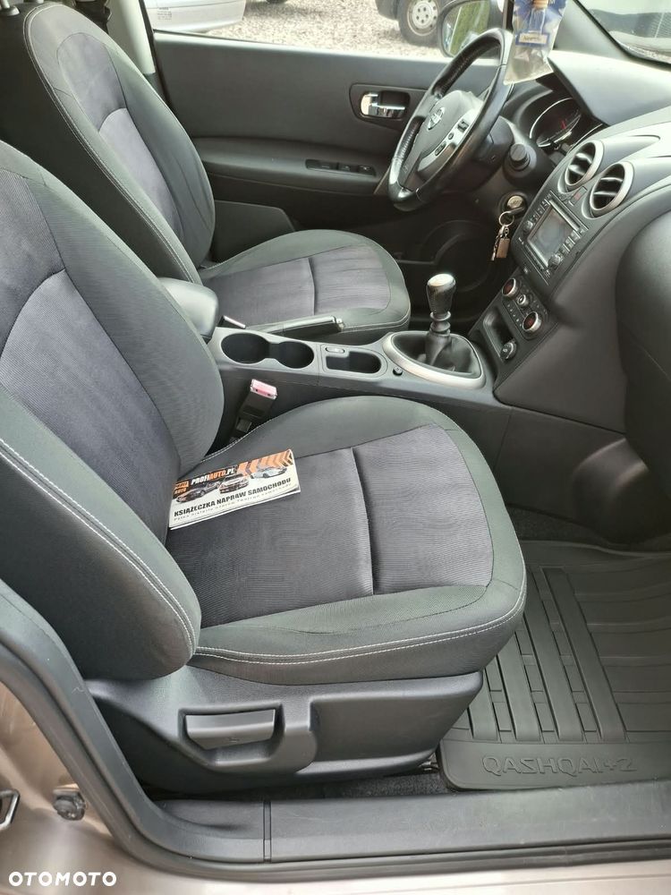 Nissan Qashqai+2 - 7